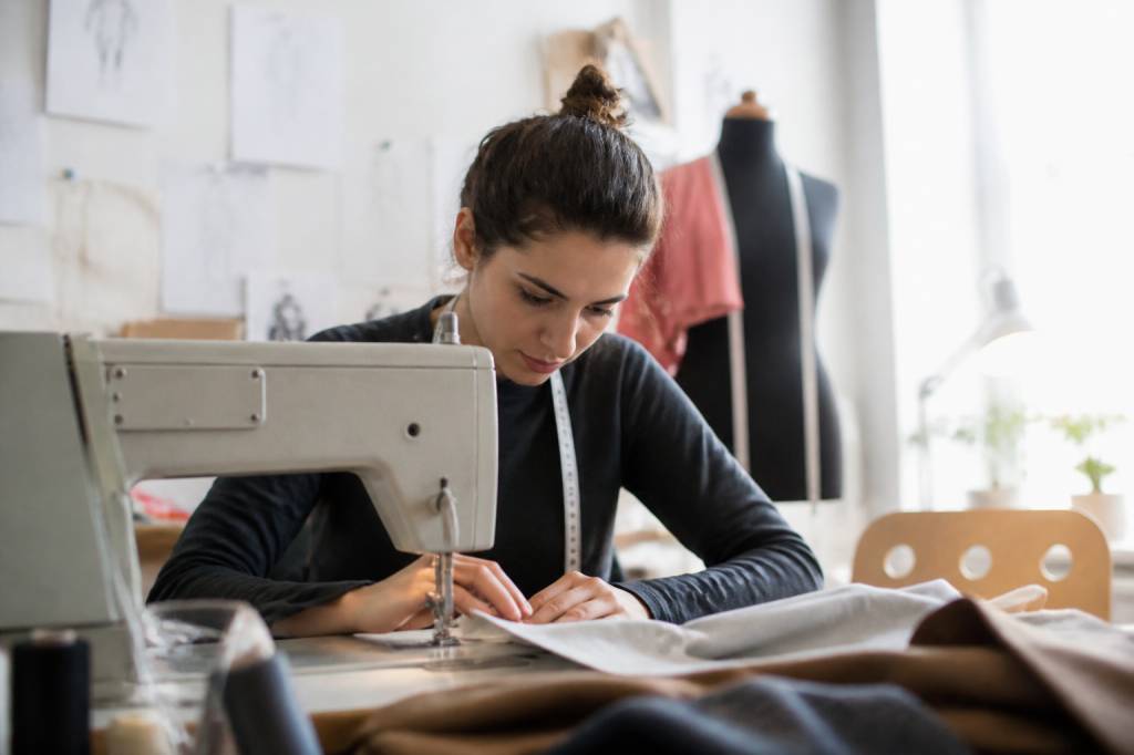 Apprentissage couturière : apprendre la couture en alternance