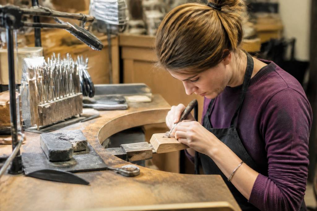 Formation de création de bijoux : apprendre un savoir-faire créatif