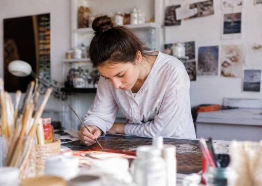 Cap arts plastiques : formation, programme et débouchés